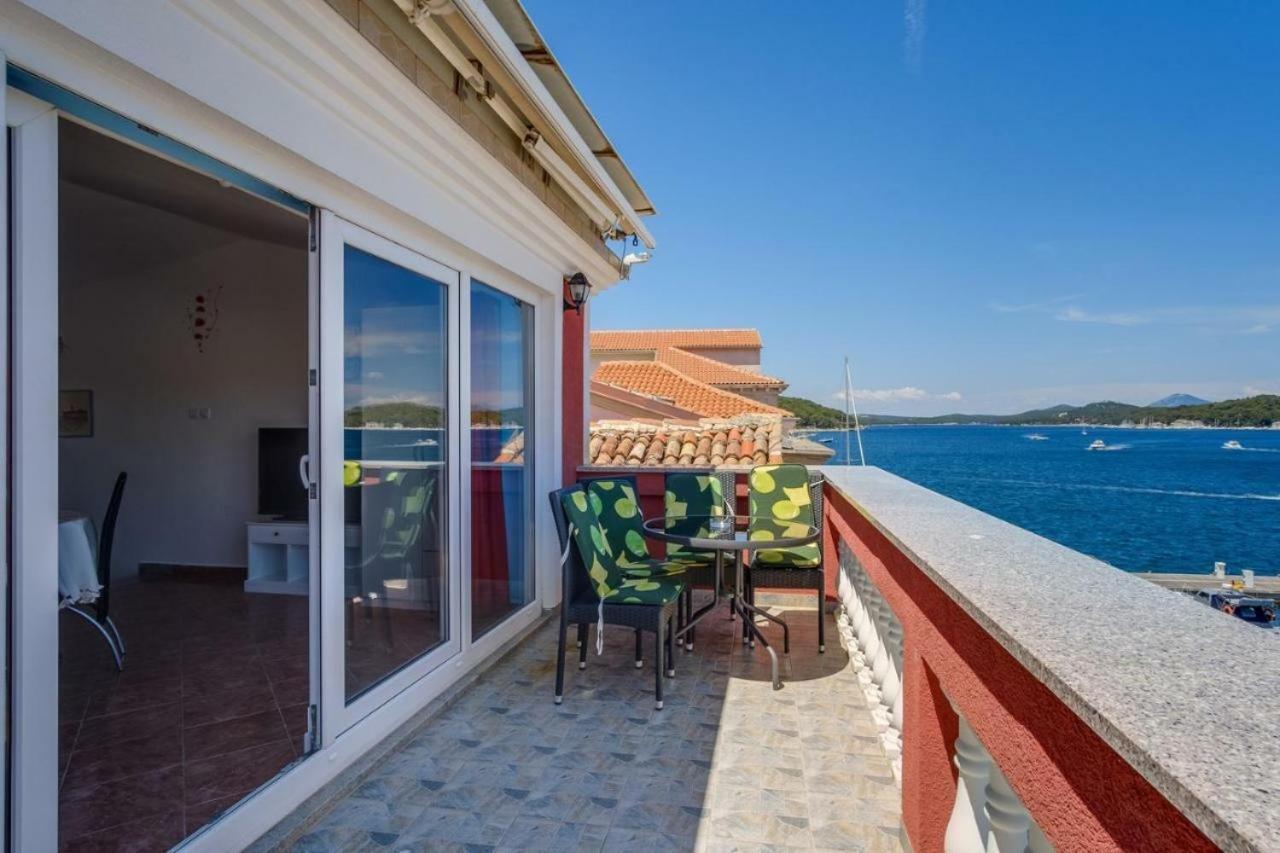 Aquamare Hotel Mali Losinj Exterior photo